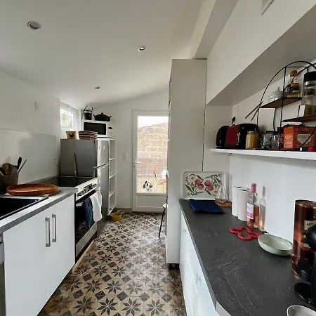فيلة St Gilles - Quartier Arago - 300m