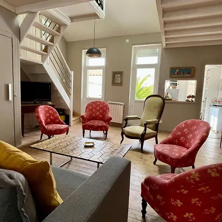 Villa St Gilles - Quartier Arago - 300m *
